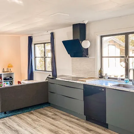 2 Bedroom Beautiful In *